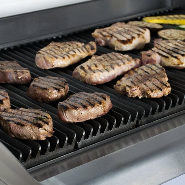 Cooking Performance Group 36CBRSBNL 36" Gas Radiant Charbroiler with Cabinet Base - 120,000 BTU 3 Cooking Performance Group 36CBRSBNL 36" Gas Radiant Charbroiler with Cabinet Base - 120,000 BTU - Image 3
