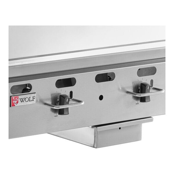 Wolf by Vulcan AGM60-NAT Natural Gas 60" Heavy-Duty Gas Countertop Griddle with Manual Controls - 135,000 BTU 4 Wolf by Vulcan AGM60-NAT Natural Gas 60" Heavy-Duty Gas Countertop Griddle with Manual Controls - 135,000 BTU - Image 4