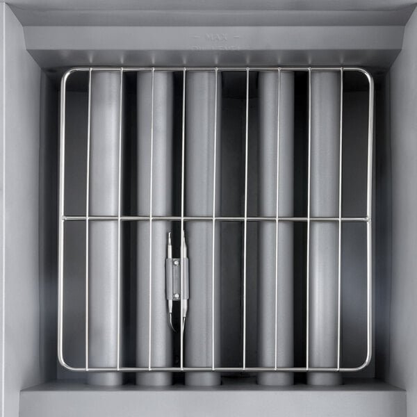 MainStreet Equipment Natural Gas 70-100 lb. Stainless Steel Floor Fryer - 150,000 BTU 5 MainStreet Equipment Natural Gas 70-100 lb. Stainless Steel Floor Fryer - 150,000 BTU - Image 5
